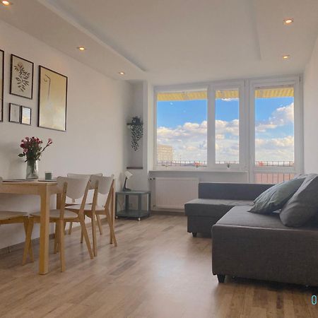 Wave Apartment With Amazing View- 2 Km To Baltic Sea Gdańsk Exterior foto